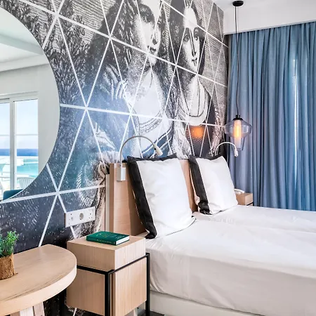 King Jason - Designed For Adults By Louis Hotel 4*